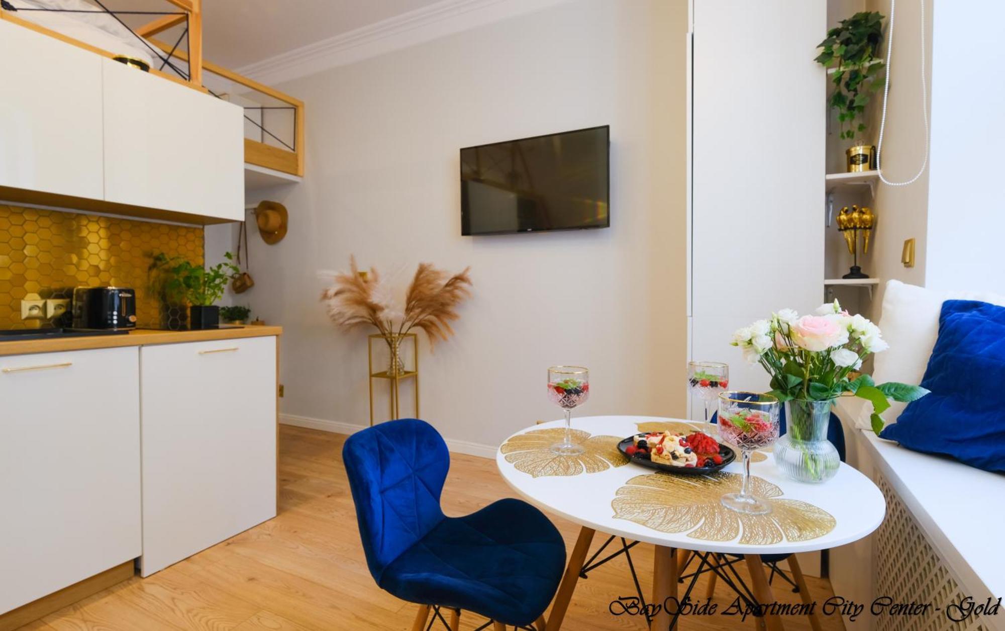 Bayside Apartments City Center กดัญสก์ ภายนอก รูปภาพ
