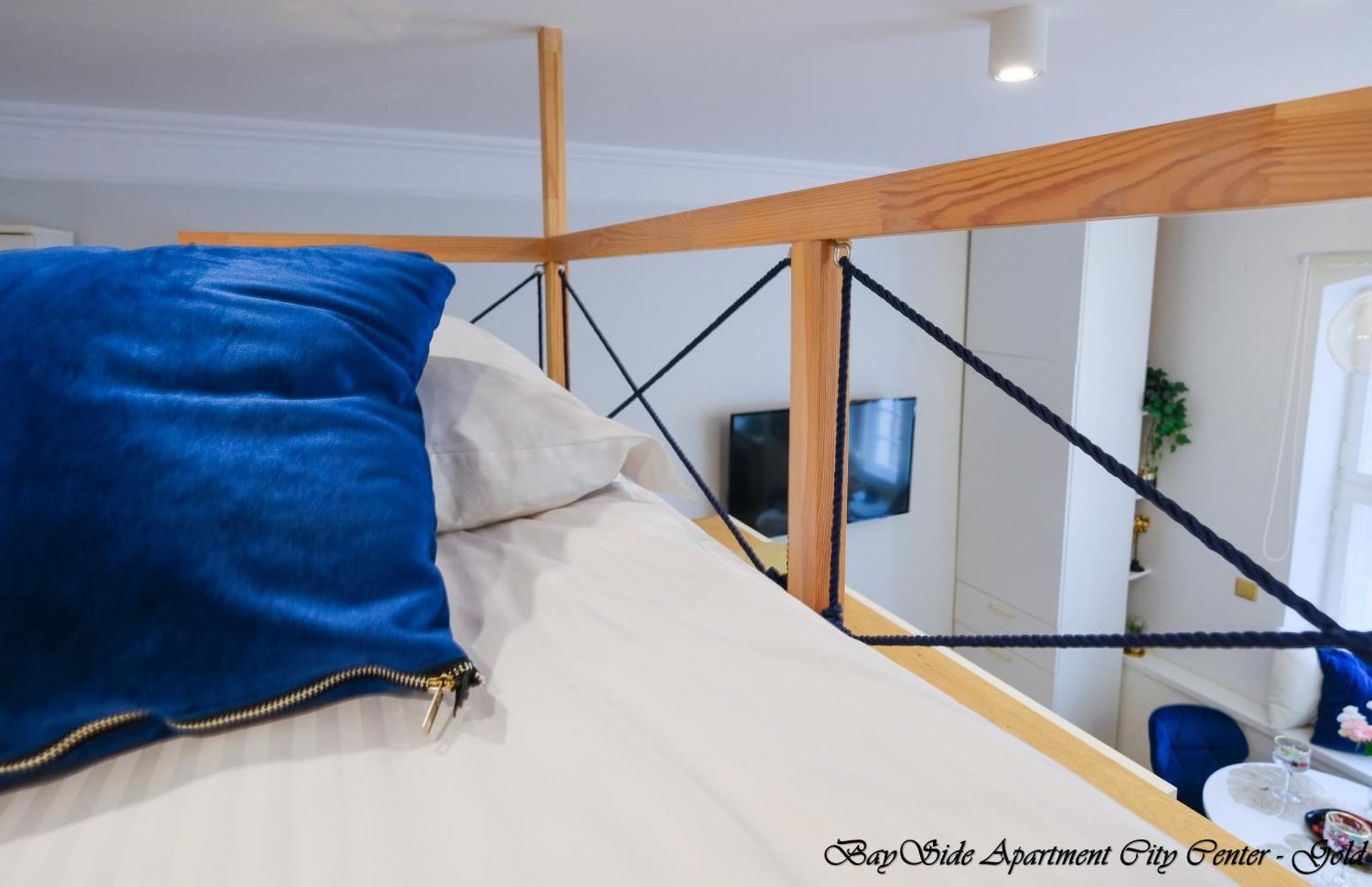 Bayside Apartments City Center กดัญสก์ ภายนอก รูปภาพ